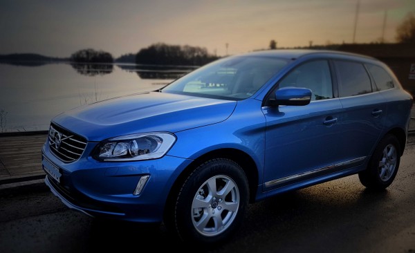 Volvo XC60 2.4 D4 AWD 190 HK 2017_2.jpg