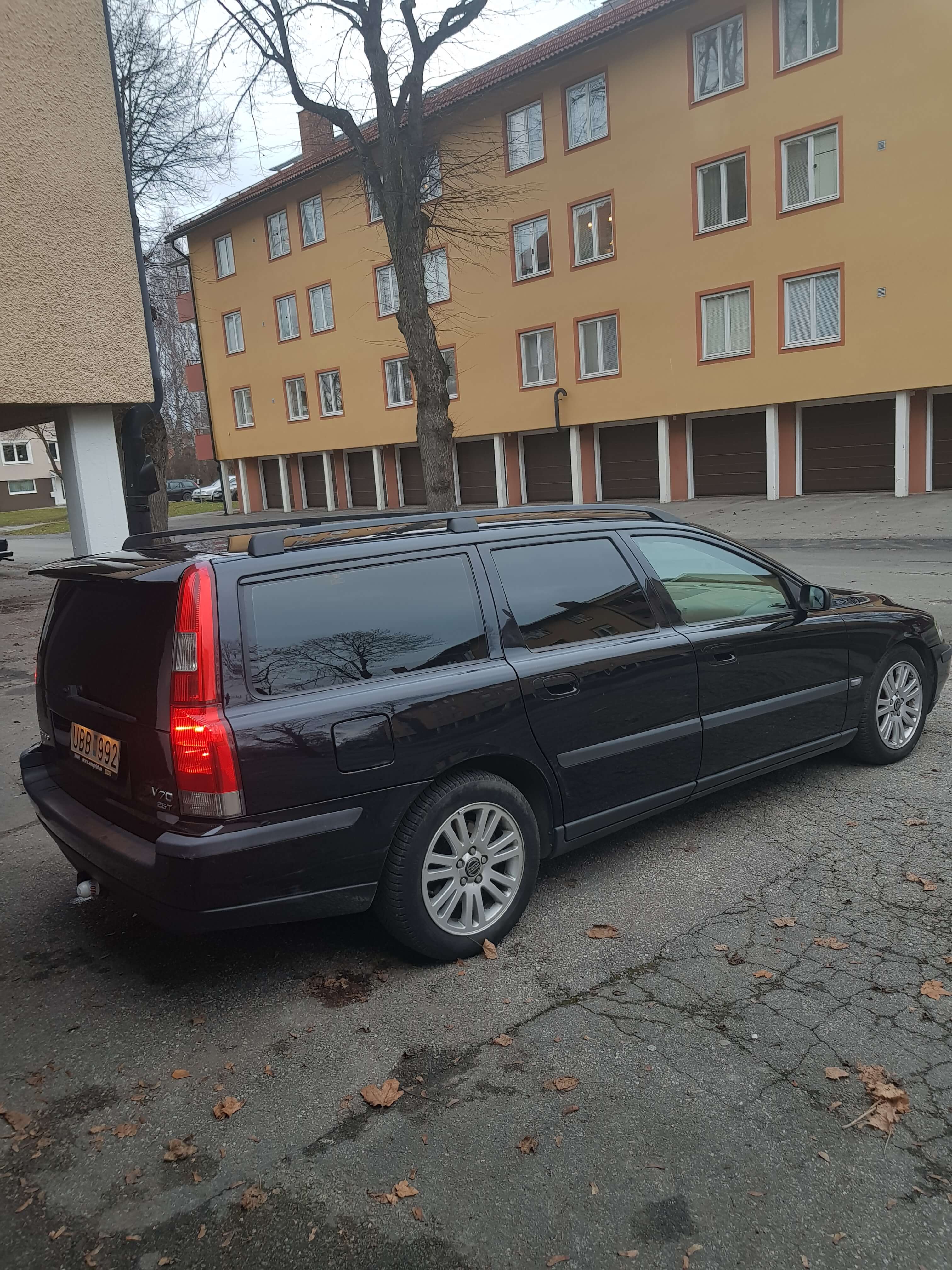 v702.5t.jpg