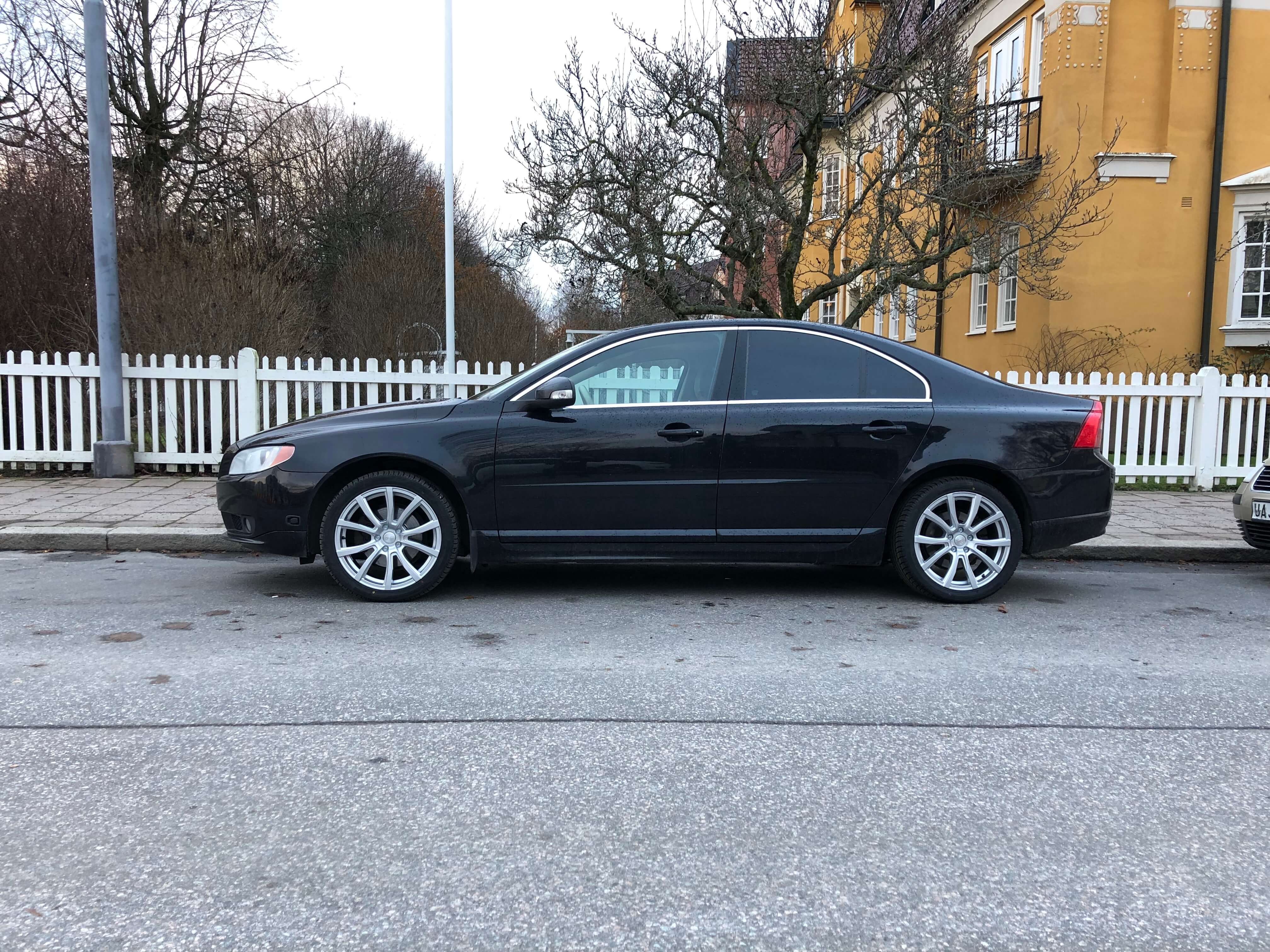 Volvo.jpg
