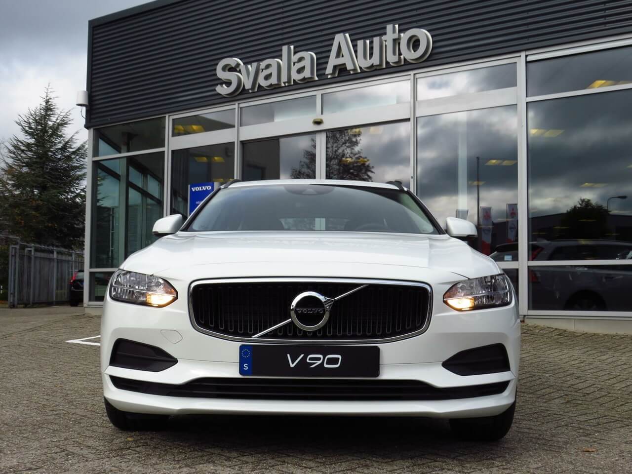 volvo-v90-d3-automaat-kinetic-business-pack-connect.jpg