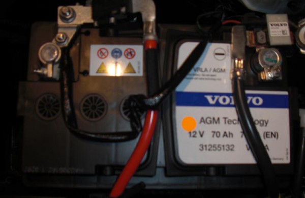 2014_V70_D3_Manuell_AGM-batteri_70Ah.jpg
