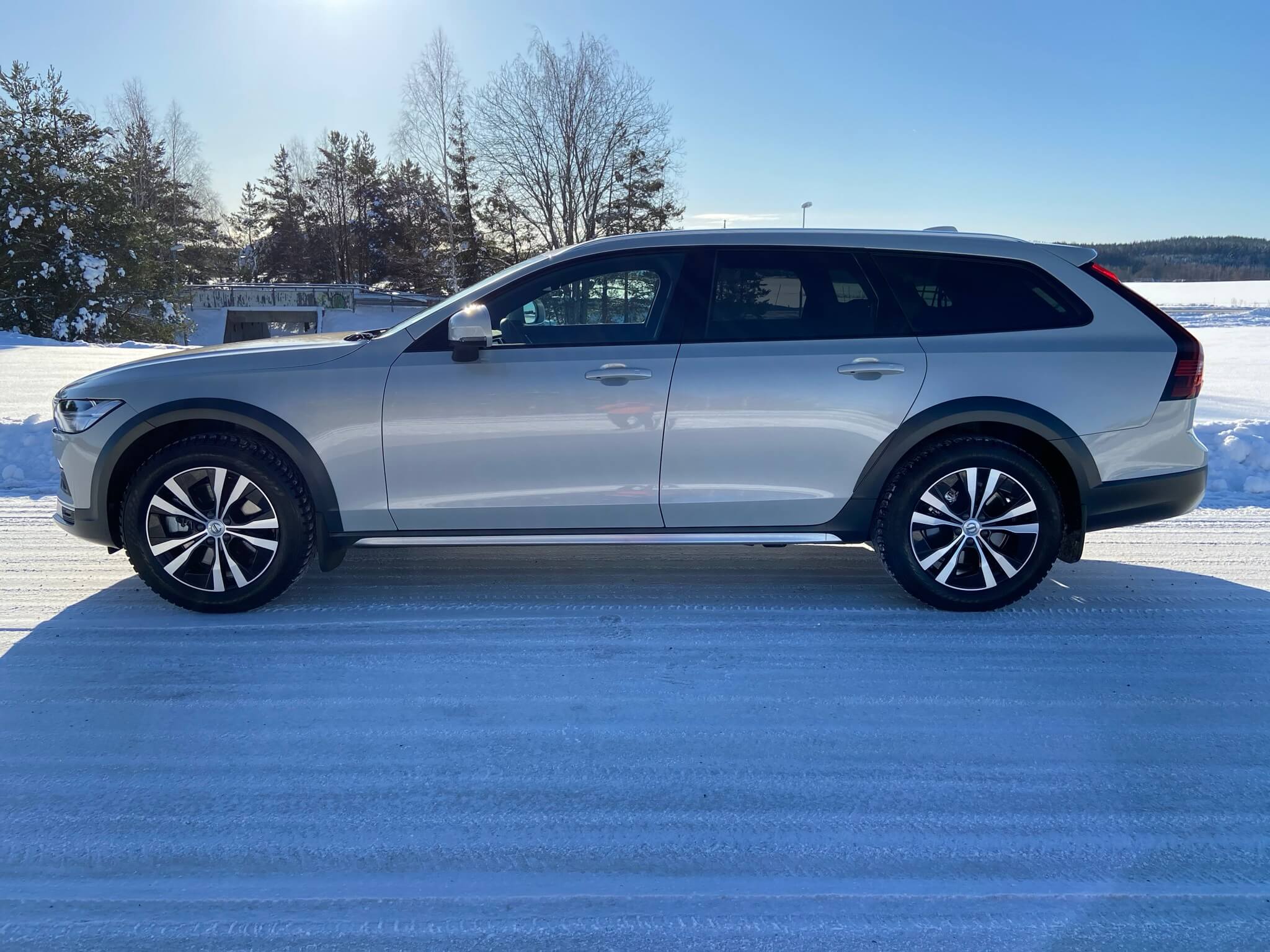V90C_5.JPEG
