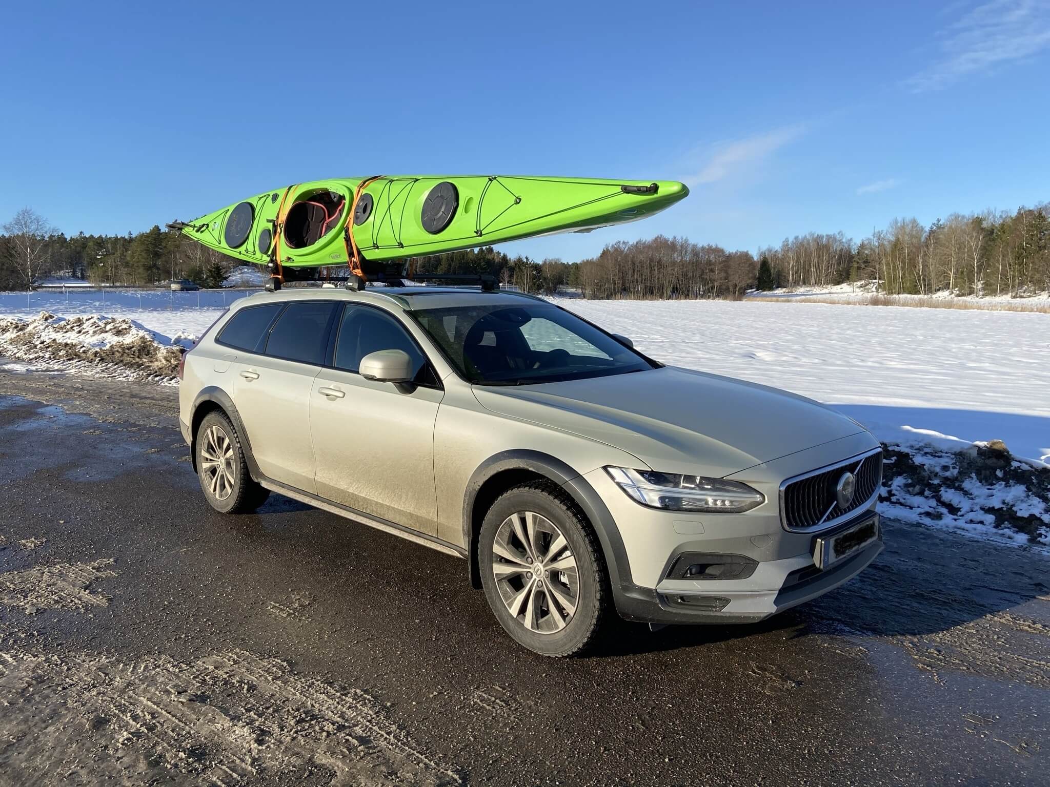 V90CCmedkajak.jpg