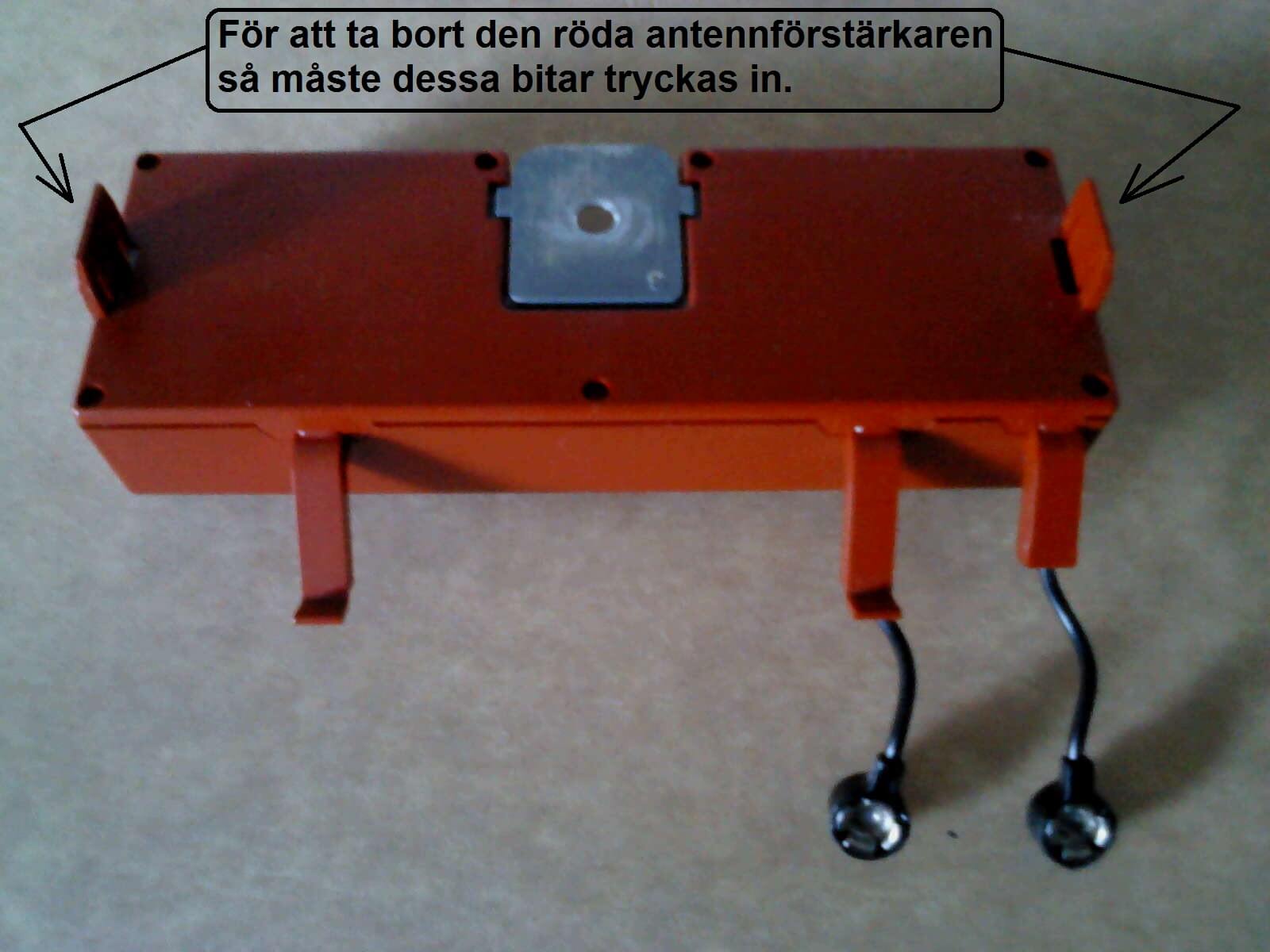 Antennförstärkare-V70n-R.JPG