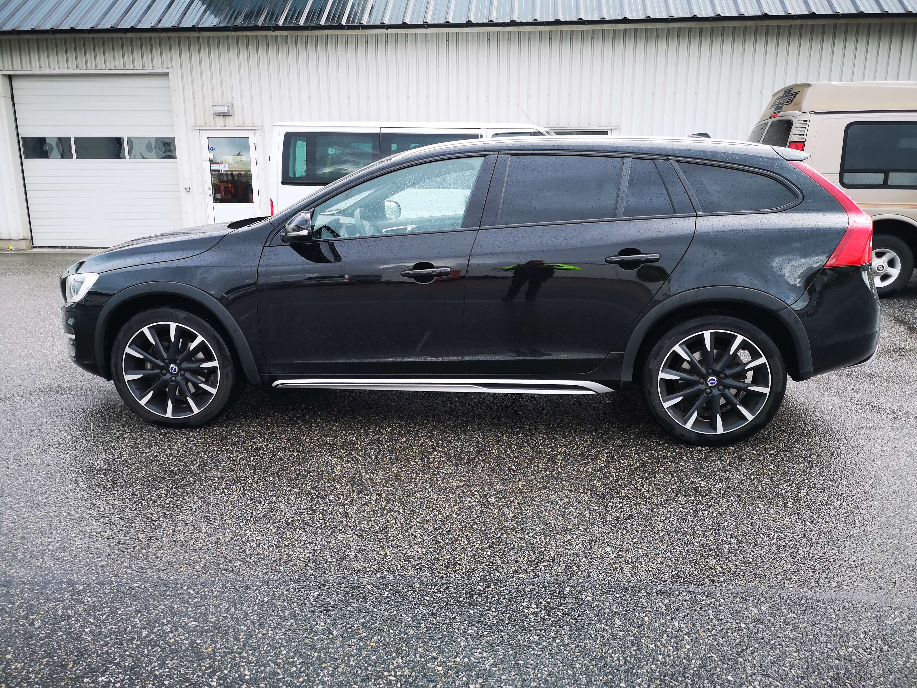 V60CC Bor.jpg