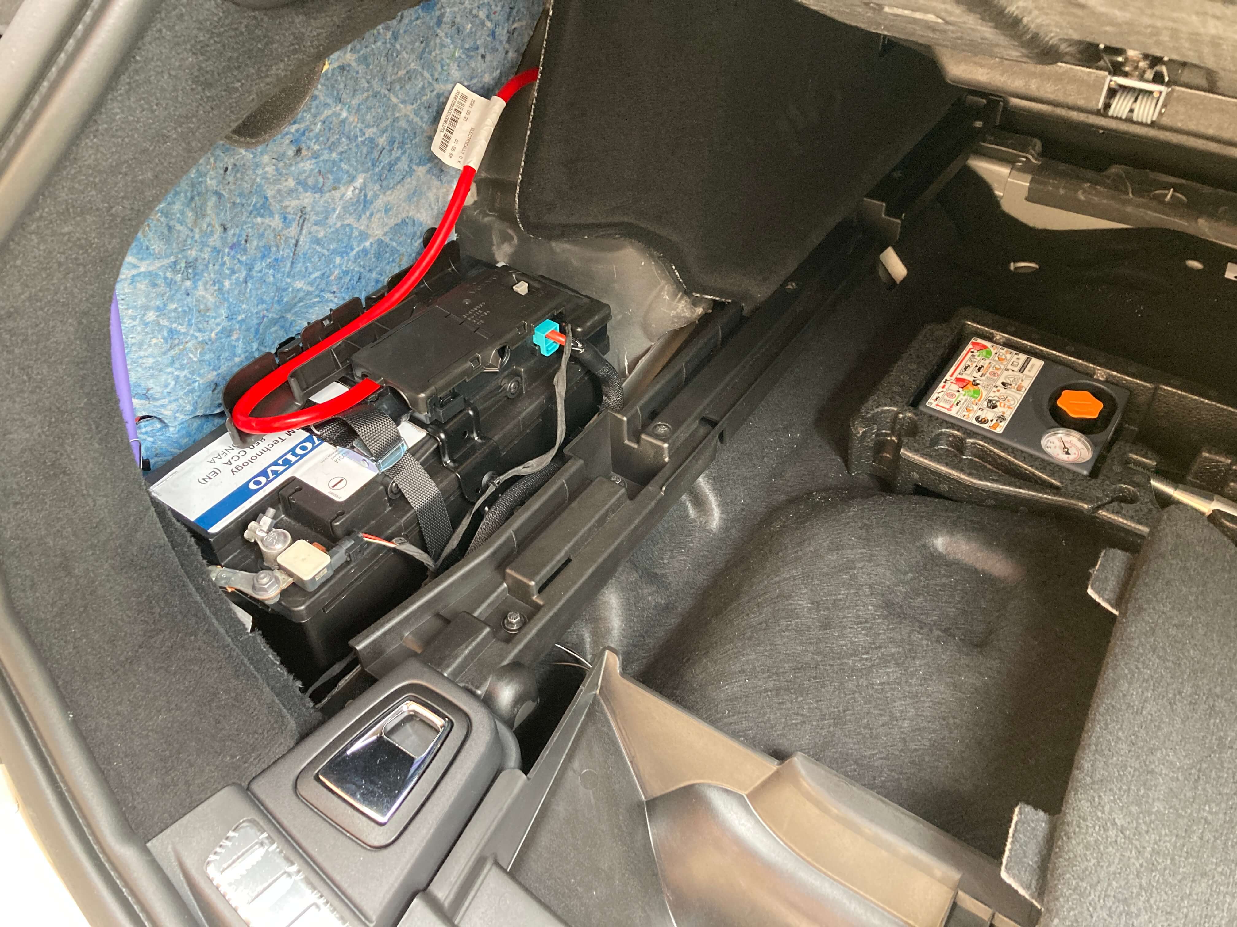 12-vol-batteriet_V90-T6-Recharge-2022.JPG