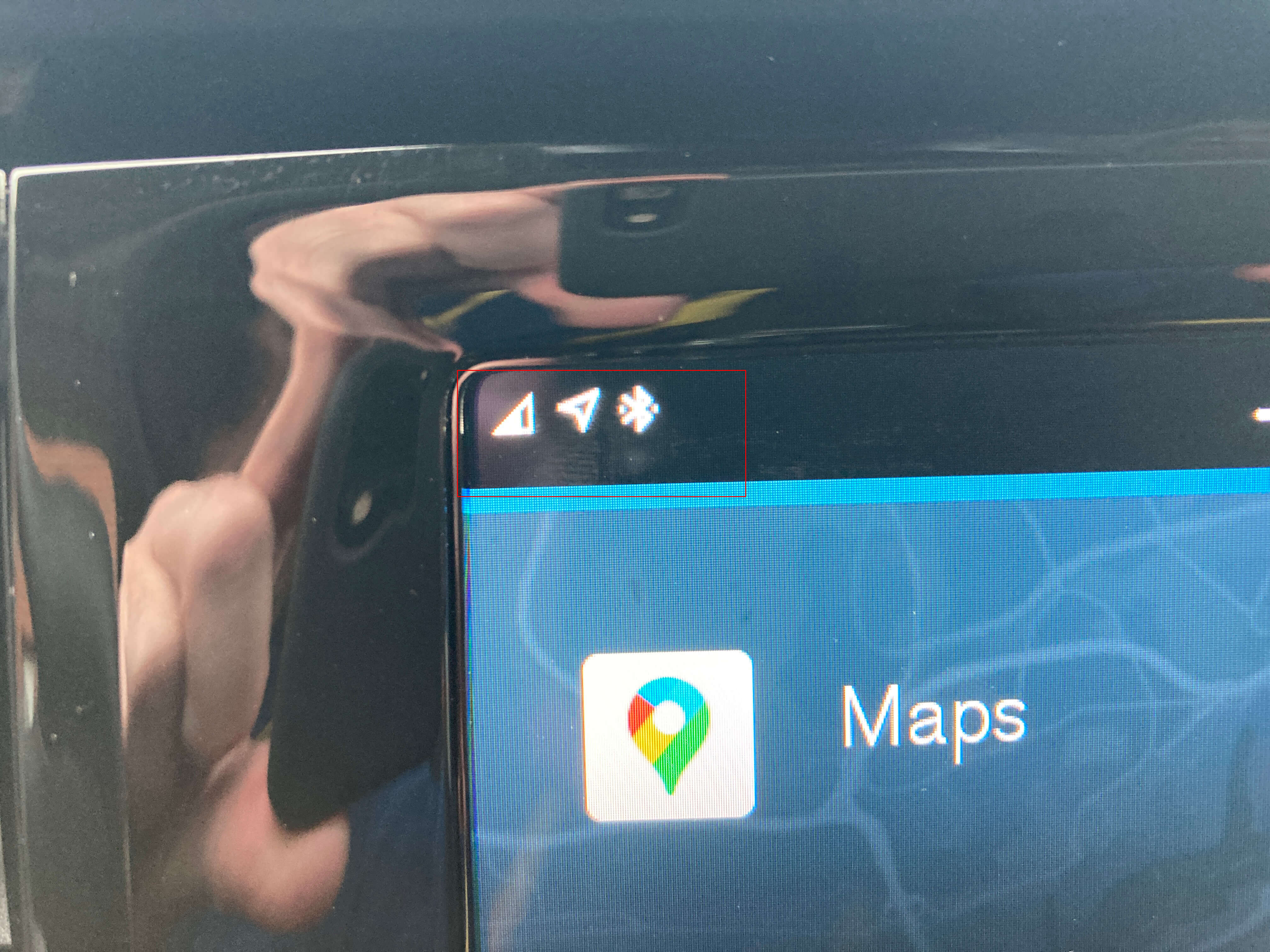 16_V90-T6_Recharge_Inscription_2022_Statusraden_anslutningar_Internet-GPS-Bluetooth.JPG