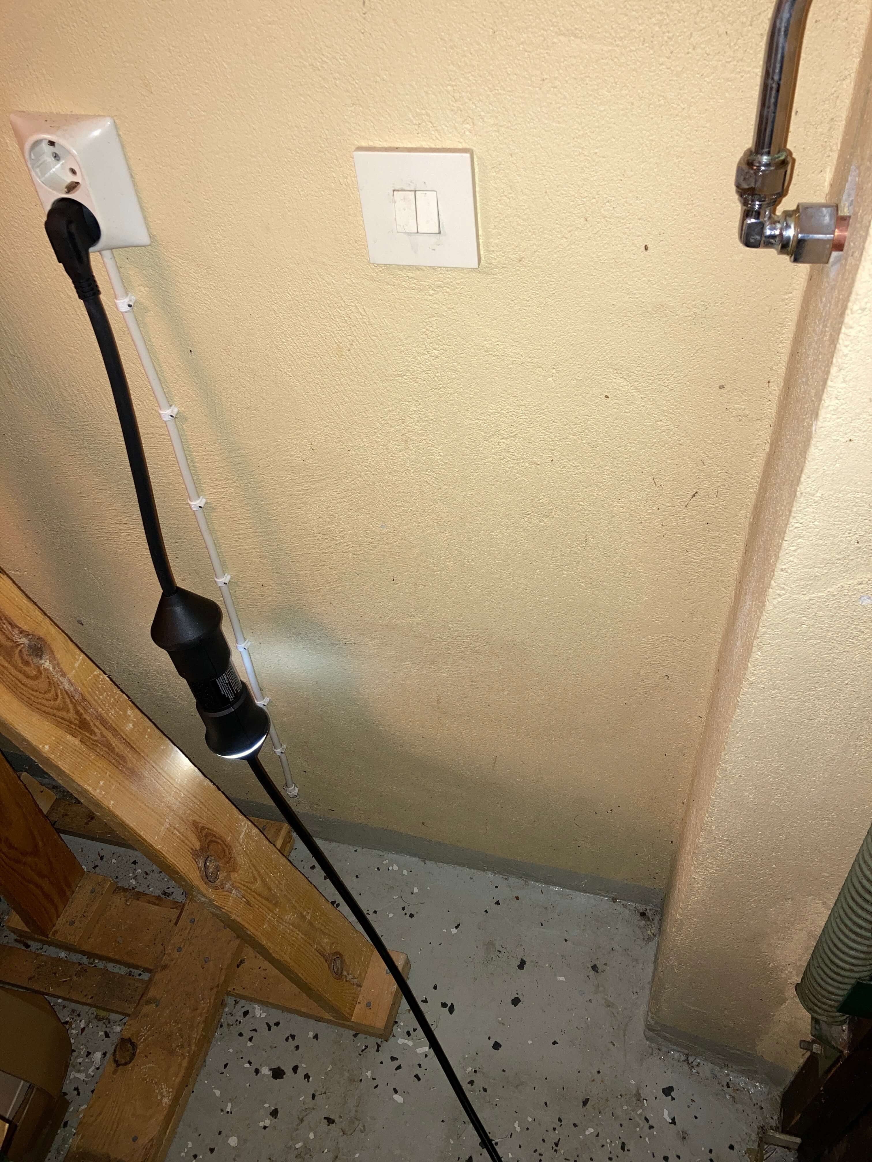 01_Volvo_Schukokabel_7meter.JPG