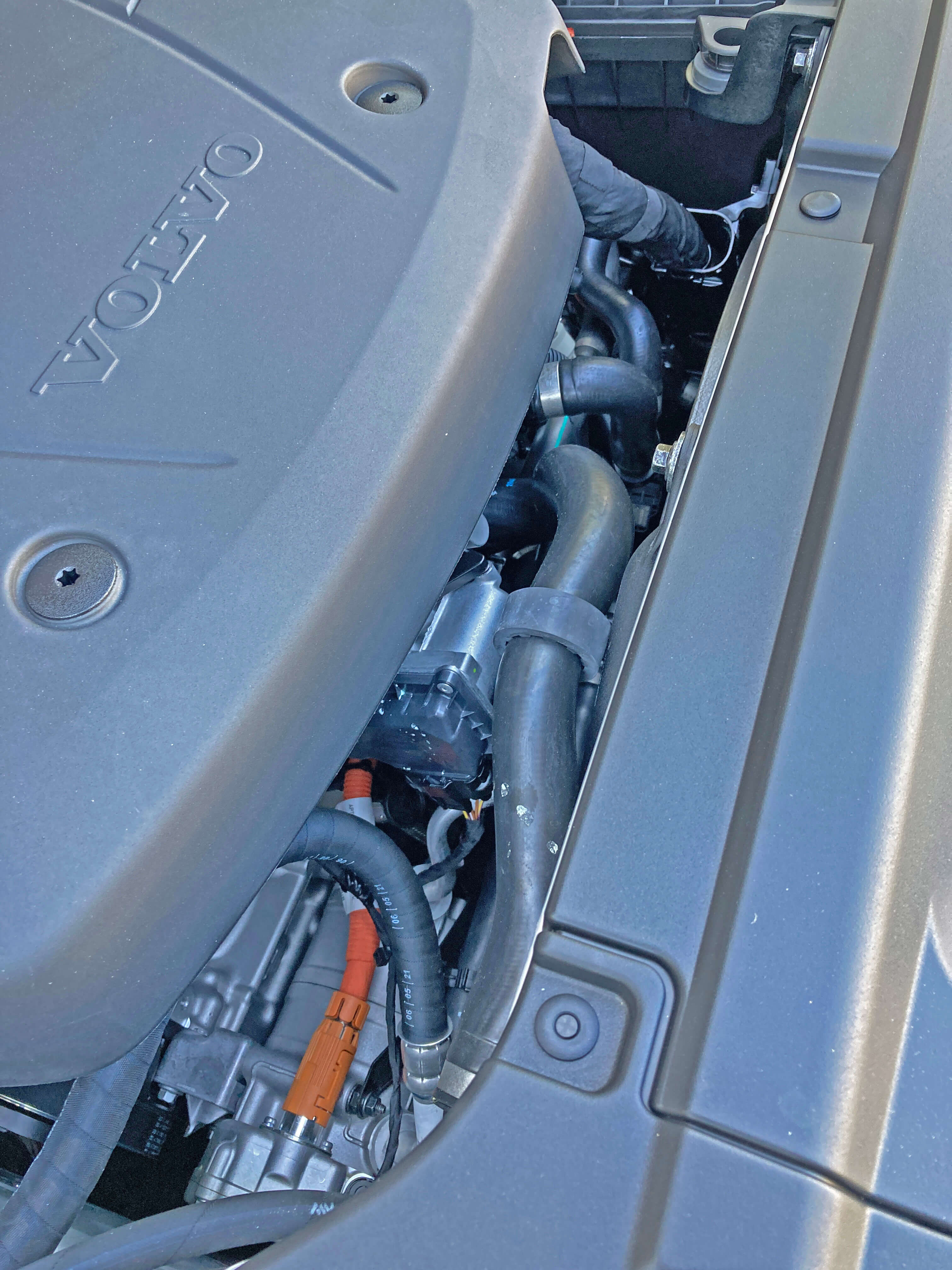 44_V90-T6-Recharge-Inscription_2022.JPG