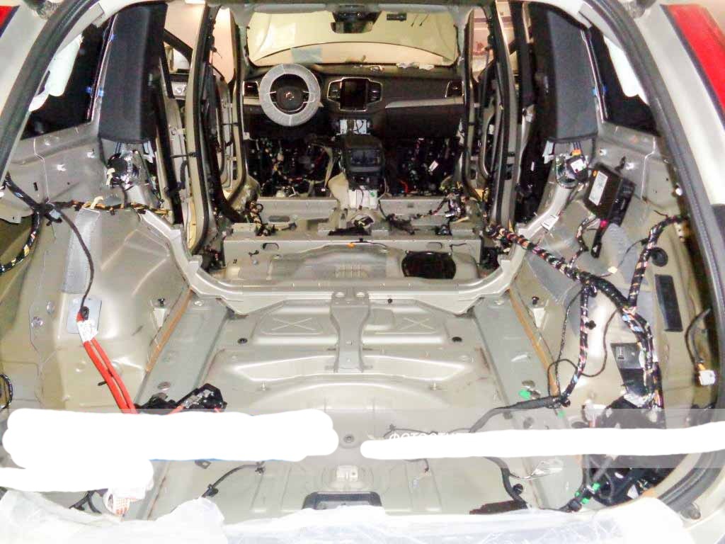 shumoizolyaciya-bagazhnika-volvo-xc90-3-1.jpg
