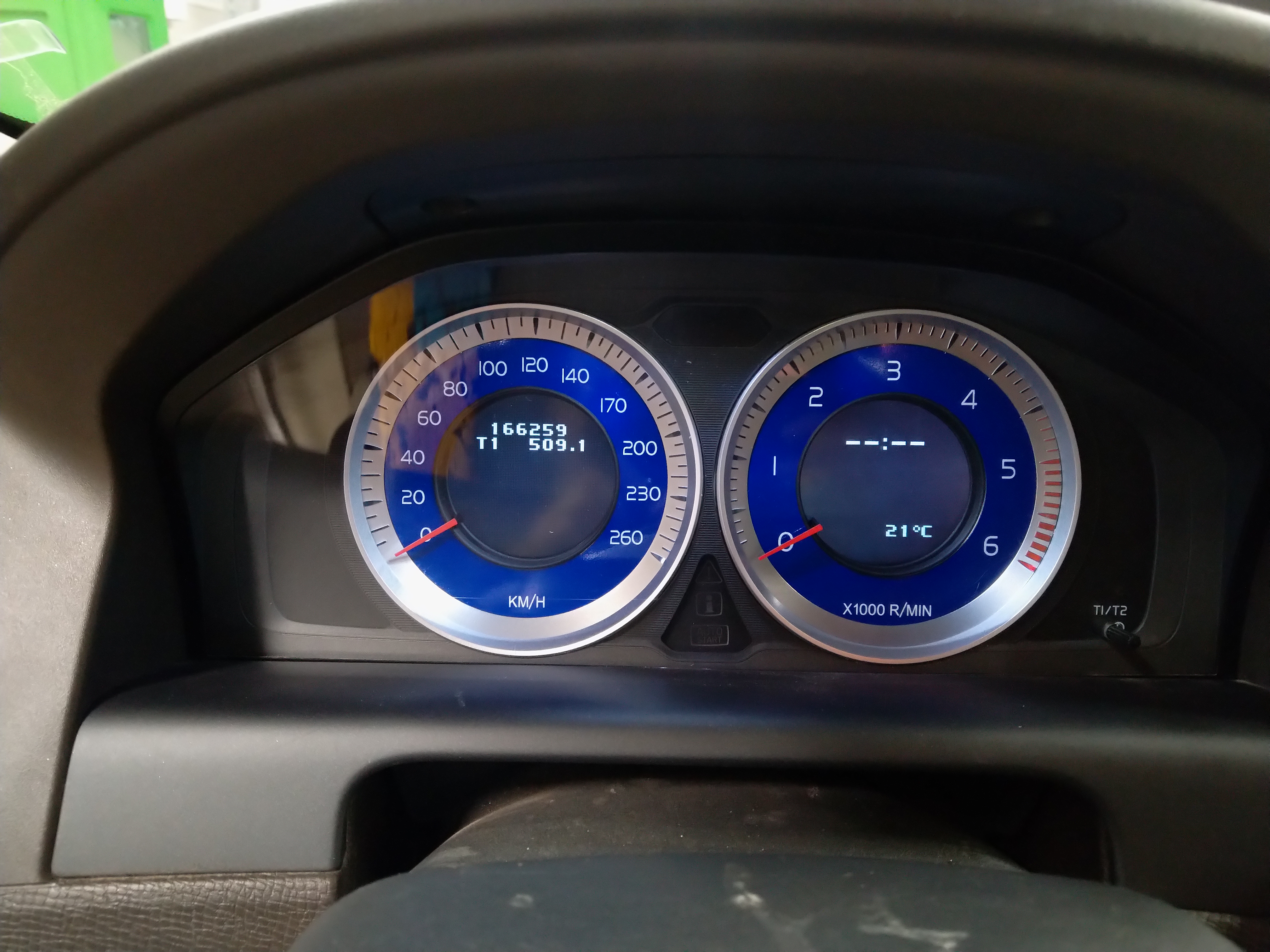 XC60_Mätartavlor_01.jpg