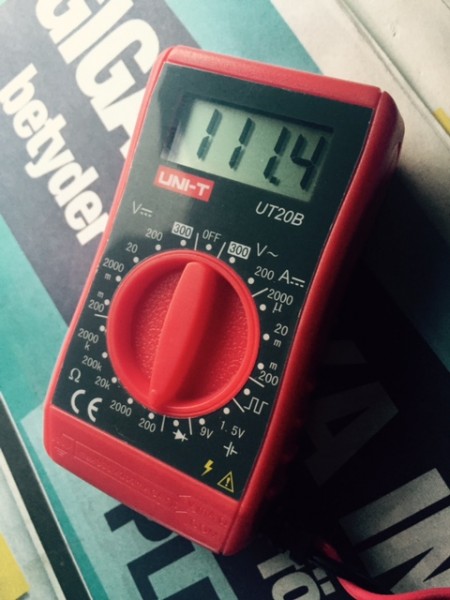 Bild multimeter - v70 multimeter‏.jpg