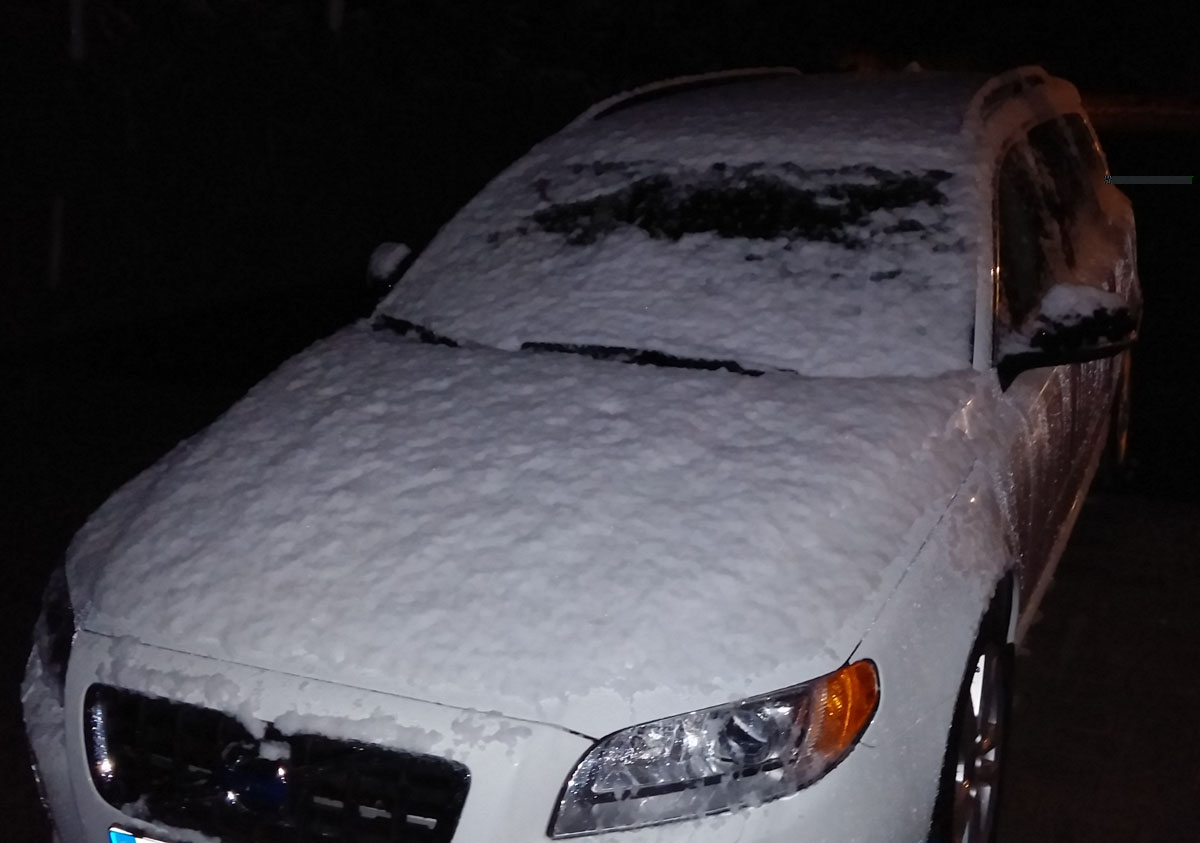 snö_volvo.jpg