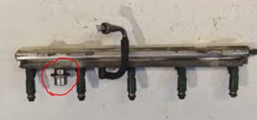 _fuel_rail.JPG