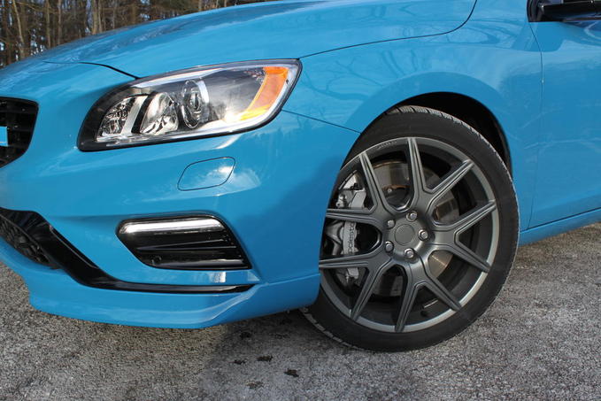 2015-Volvo-S60-Polestar-wheel.JPG