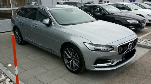 V90_2.jpg