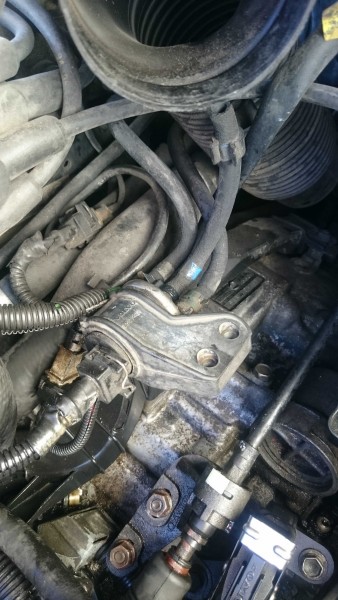 Vakuumventil Volvo 850 T5 1994.JPG