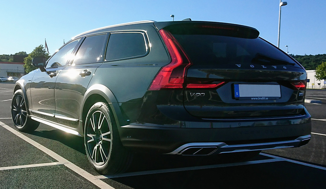 V90XC Back small.jpg