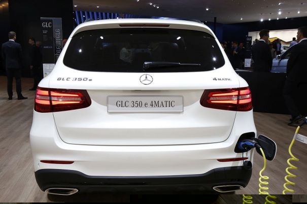 m_mercedes-glc-francfort-2015-ll-06.jpg